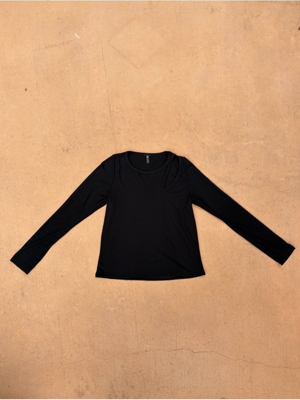 Onzie Black Long Sleeve with Shoulder Cutout